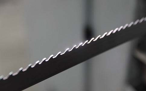 万州双金属带锯条产生切削噪音的原因具体有哪些？
